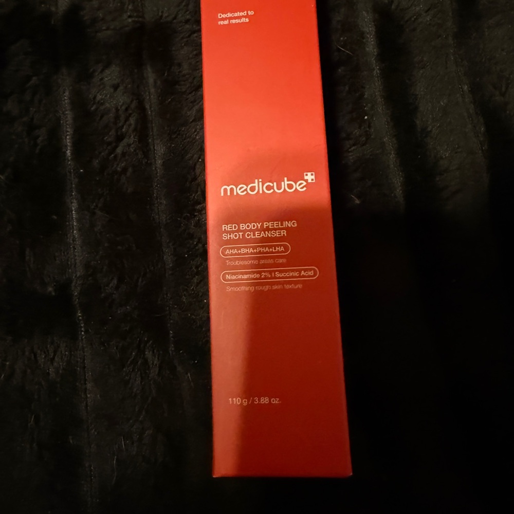 Medicube Red Body Peeling Shot Cleanser